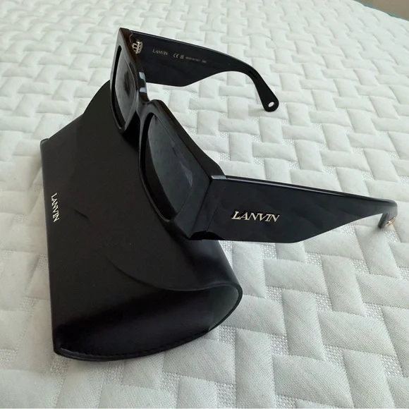 Lanvin Black Geometric Sunglasses Bold Frame